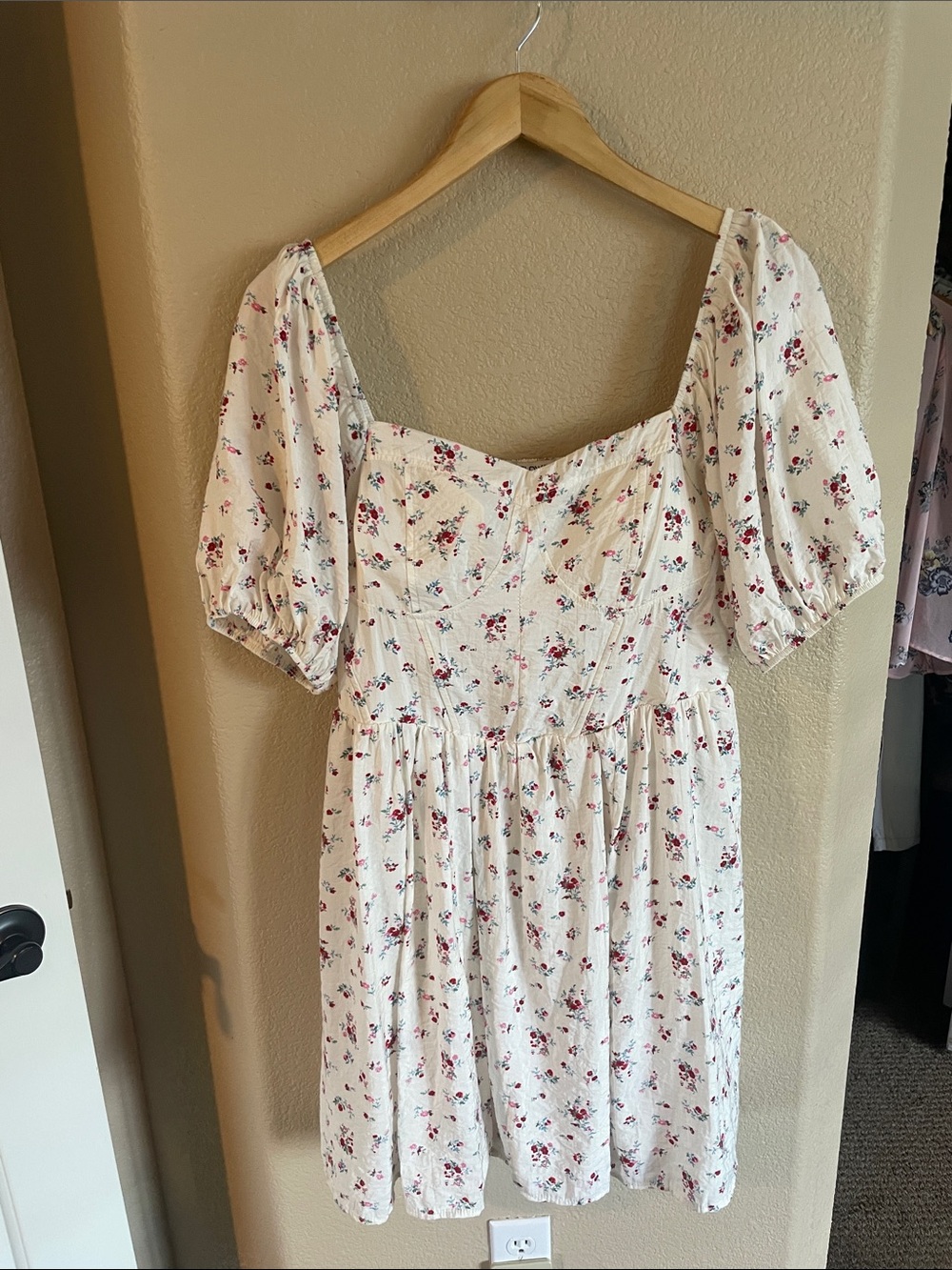 Wallflower White Floral Square-Neck Puff Sleeve Dress Size XL